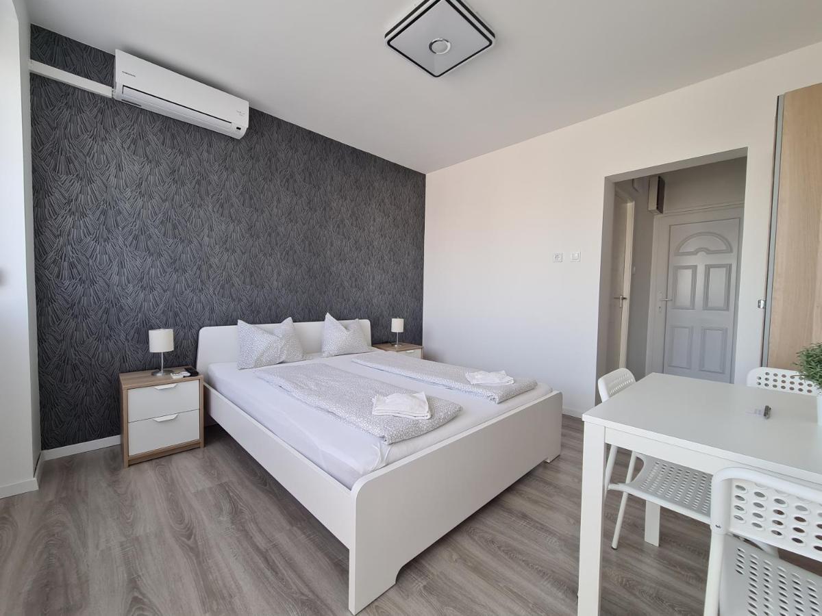 Surman Apartmanok Siofok Bagian luar foto