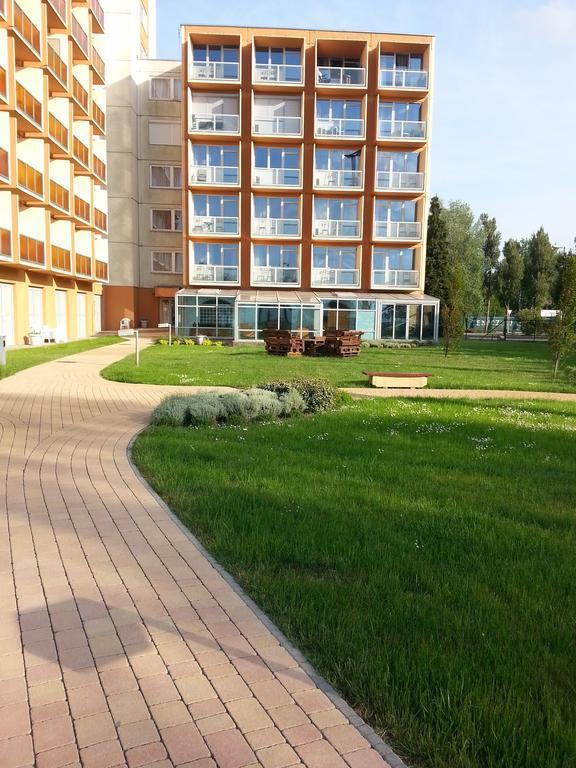 Surman Apartmanok Siofok Bagian luar foto
