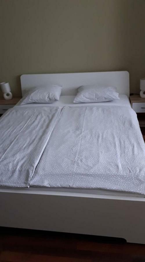 Surman Apartmanok Siofok Bagian luar foto